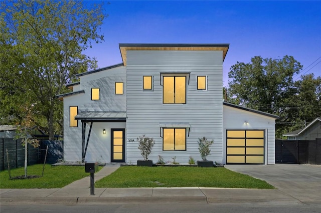 3004 Ray Wood Dr, Austin, TX 78704 - modern home featuring driveway and an attached garage