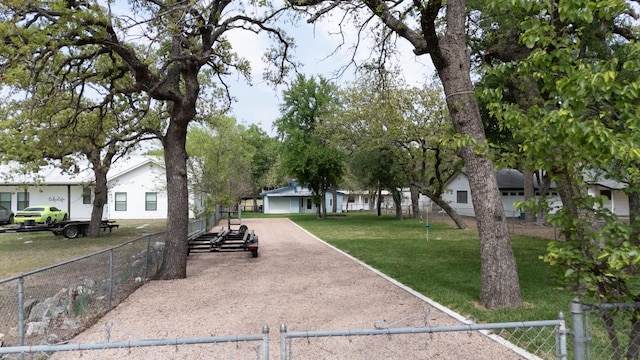 421 E Briarway Dr, Marble Falls, TX 78654 - surrounding community with dirt driveway