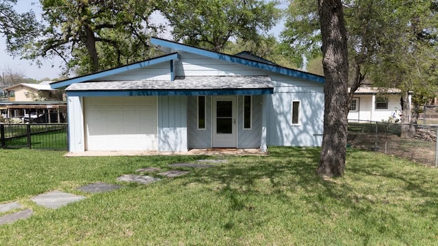 421 E Briarway Dr, Marble Falls, TX 78654 - view of rear view of property
