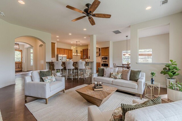 18140 Compass Cir, Dripping Springs, TX 78620 - photo 13