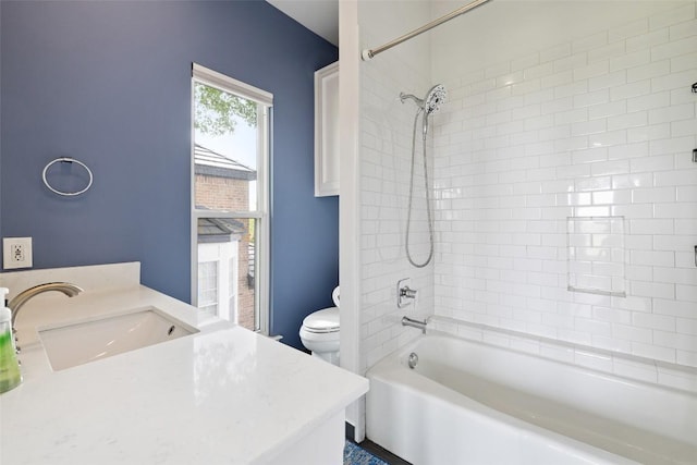 16 Tournament Way Unit 19, The Hills, TX 78738 - full bathroom featuring vanity and bathtub / shower combination