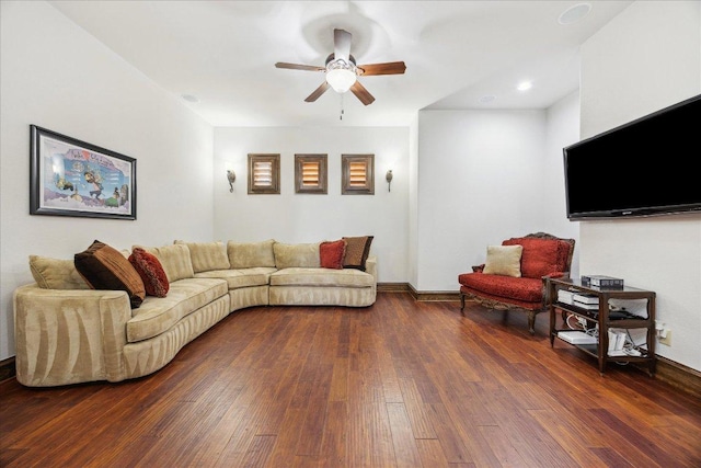709 S Angel Light Dr, Spicewood, TX 78669 - photo 31