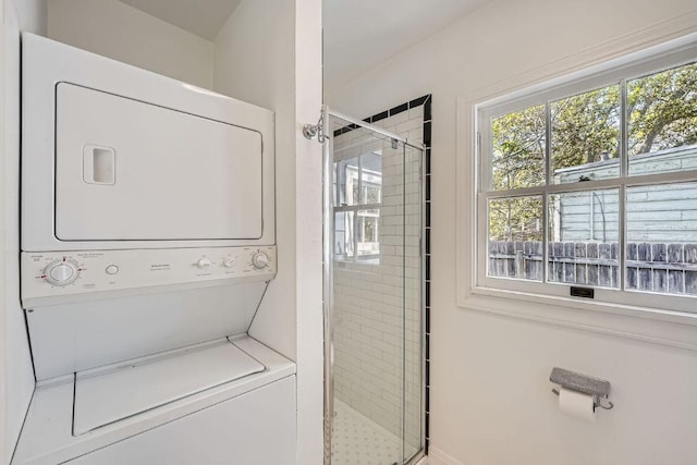 811 E 45th St, Austin, TX 78751 - laundry area featuring stacked washer / drying machine