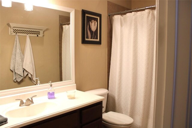 2718 Sun Mountain Dr, Leander, TX 78641 - bathroom with vanity and a shower with shower curtain