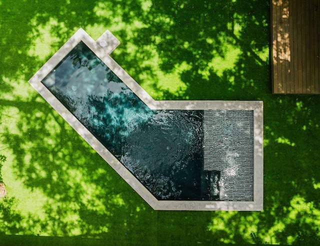 3210 Thompson, Austin, TX 78702 - aerial view