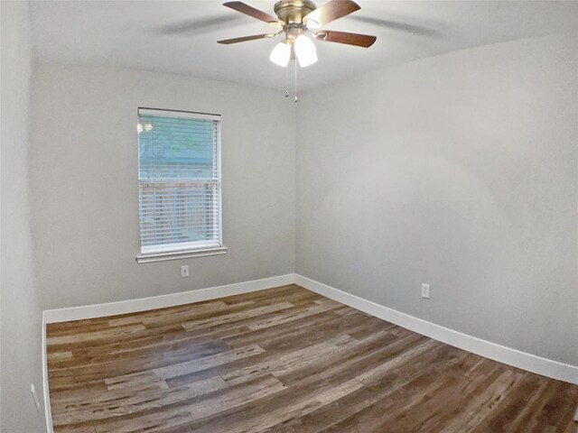 1608 Mallard Ln, Taylor, TX 76574 - spare room with wood finished floors and ceiling fan