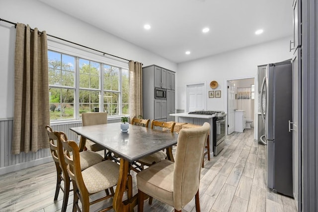 200 Oak Grove Dr, Dripping Springs, TX 78620 - dining area with light wood-style flooring and recessed lighting