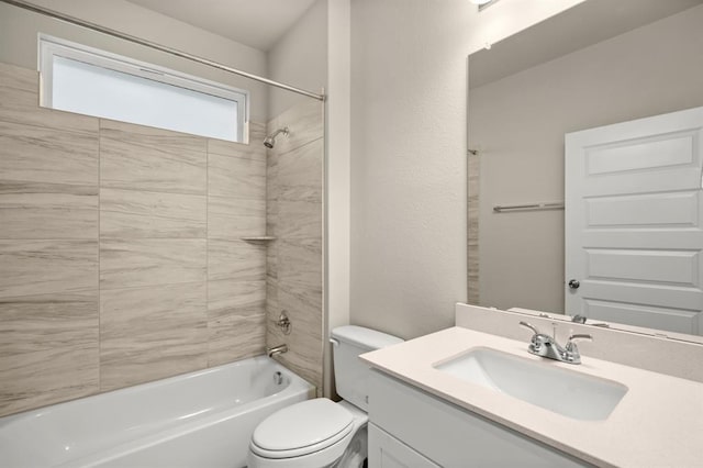 131 Harvest Ridge Blvd, Elgin, TX 78621 - bathroom with vanity and  shower combination