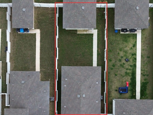 131 Harvest Ridge Blvd, Elgin, TX 78621 - aerial view of property and surrounding area featuring property boundaries highlighted