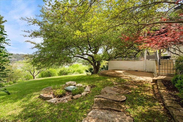 24729 Travis Lakeside Cv, Spicewood, TX 78669 - view of yard featuring a gate