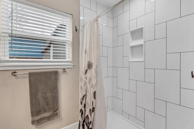 1701 Davis St, Taylor, TX 76574 - view of full bath