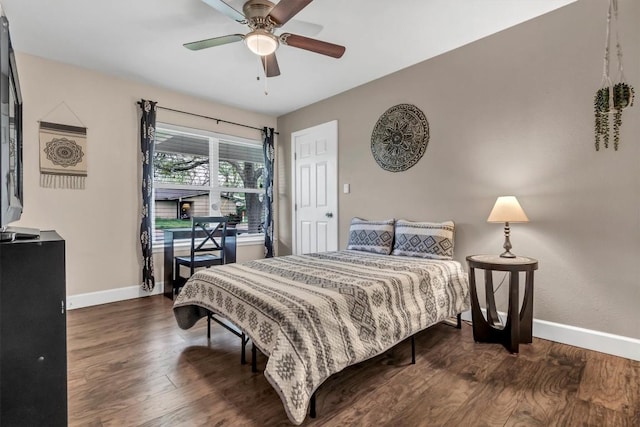 1701 Davis St, Taylor, TX 76574 - bedroom featuring wood finished floors and a ceiling fan