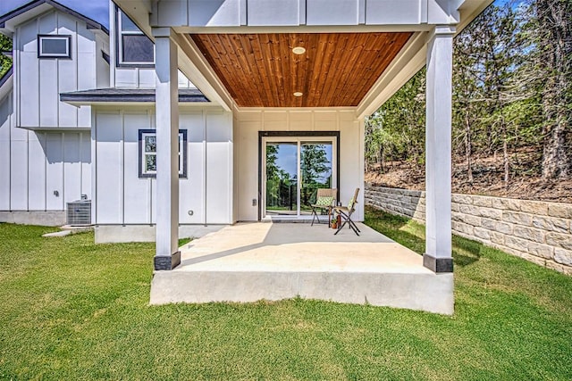 153 E Keanahalululu Ln, Bastrop, TX 78602 - view of patio