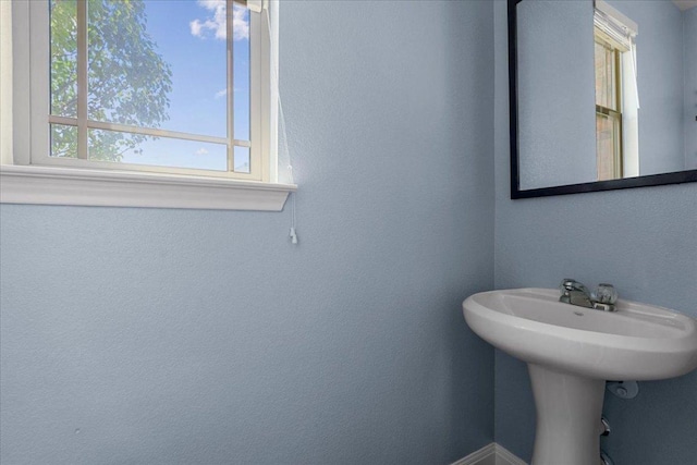 100 Matthews, Kyle, TX 78640 - view of bathroom