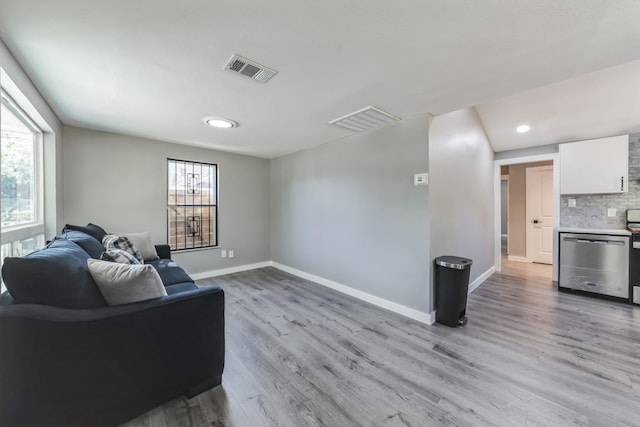 6111 Atwood St, Austin, TX 78741 - photo 7