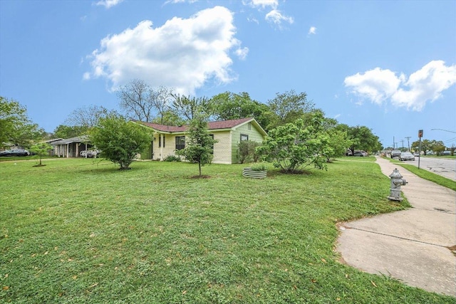 9106 Slayton Dr, Austin, TX 78753 - view of grassy yard