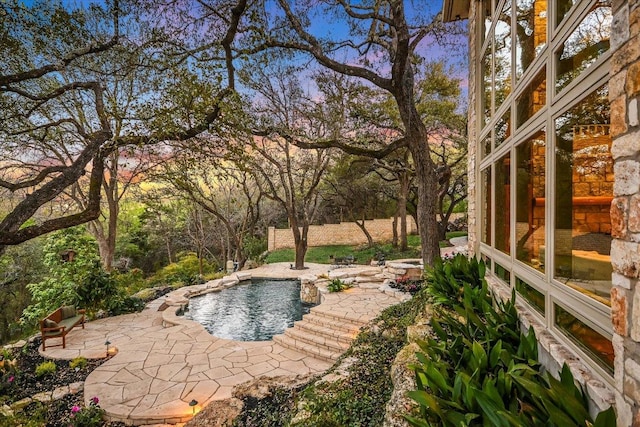 4646 Rockcliff Rd, Austin, TX 78746 - swimming pool with a patio