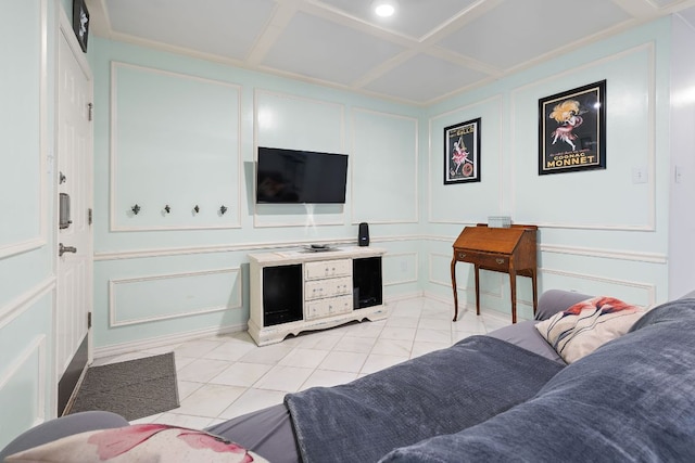 2450 Ashdale Dr Unit D-206, Austin, TX 78757 - living area with a decorative wall