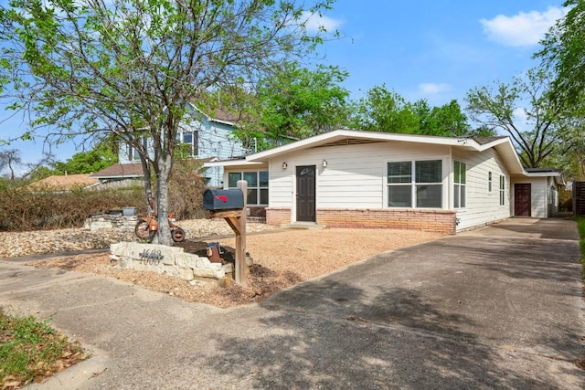 1608 Pennsylvania Ave, Austin, TX 78702 - photo 3