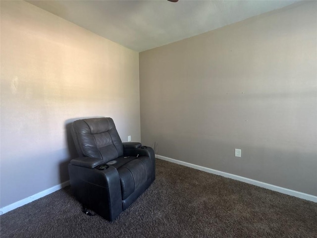 714 Miriam St, Baytown, TX 77520 - living area featuring carpet and baseboards