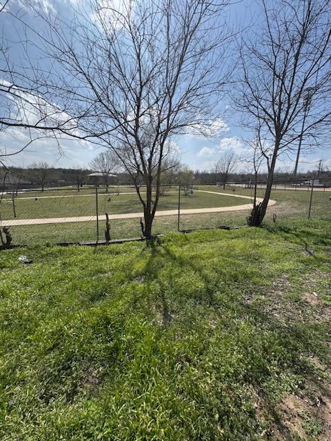 700 Lago Vista St, San Marcos, TX 78666 - photo 2