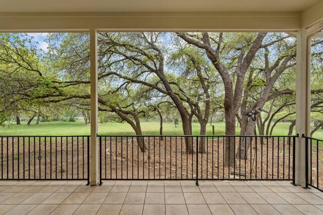 21507 Lakefront Dr, Lago Vista, TX 78645 - view of patio / terrace
