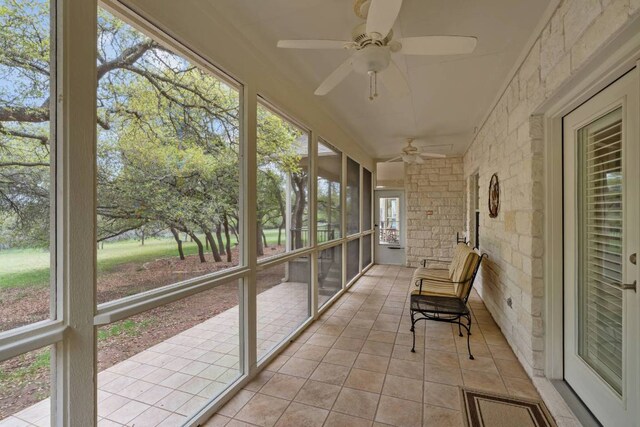 21507 Lakefront Dr, Lago Vista, TX 78645 - sunroom with a ceiling fan