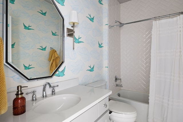 4525 Via Roma Pass, Leander, TX 78641 - bathroom with vanity, shower / bathtub combination with curtain, and toilet