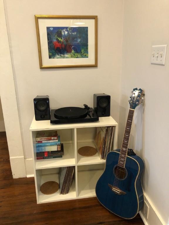 900 W Lynn St, Austin, TX 78703 - detailed view of wood finished floors