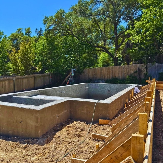 3507 Pinnacle Rd, Austin, TX 78746 - view of swimming pool
