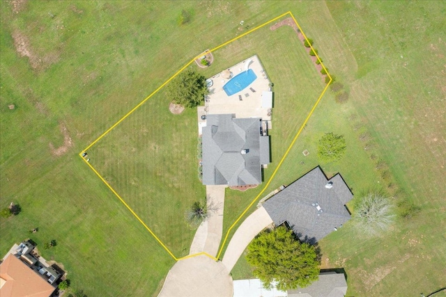 125 Fairway Ct, Bastrop, TX 78602 - view of property location with property boundaries highlighted and a pool