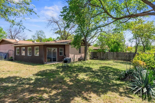 1201 Larkwood Dr, Austin, TX 78723 - photo 17
