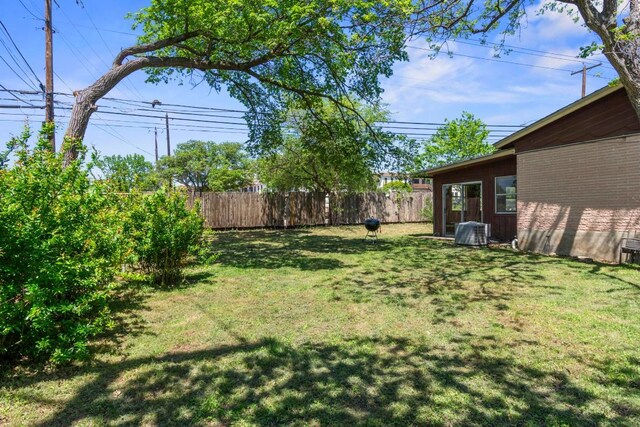 1201 Larkwood Dr, Austin, TX 78723 - photo 18