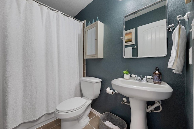 17500 Bridgefarmer Blvd, Pflugerville, TX 78660 - full bathroom with a shower with shower curtain