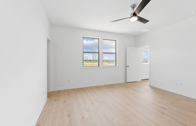 918 Childress Dr, Temple, TX 76501 - spare room with light wood-type flooring, healthy amount of natural light, and a ceiling fan