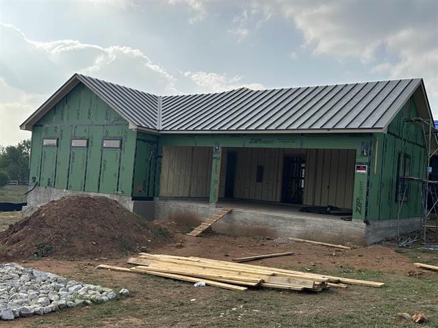 400 Shale, Horseshoe Bay, TX 78657 - exterior space with a carport