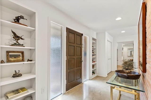 3106 Maywood Ave, Austin, TX 78703 - foyer entrance featuring recessed lighting