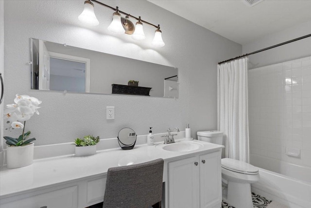 6301 Harrogate Dr, Austin, TX 78759 - full bath featuring vanity, toilet, and shower / tub combo