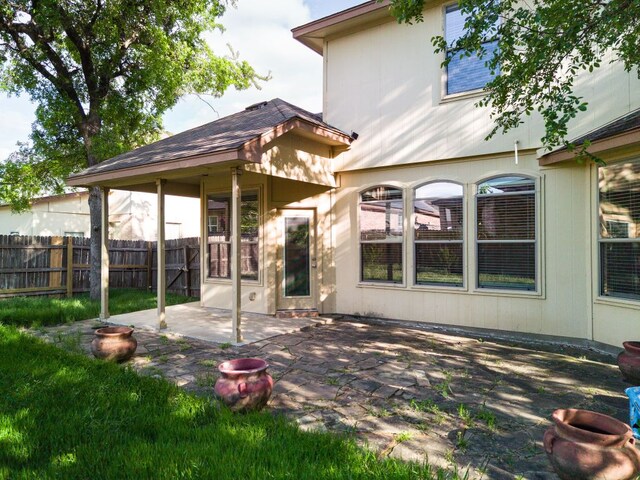 5405 English Oak Dr, Killeen, TX 76542 - rear view of property featuring a patio area and fence