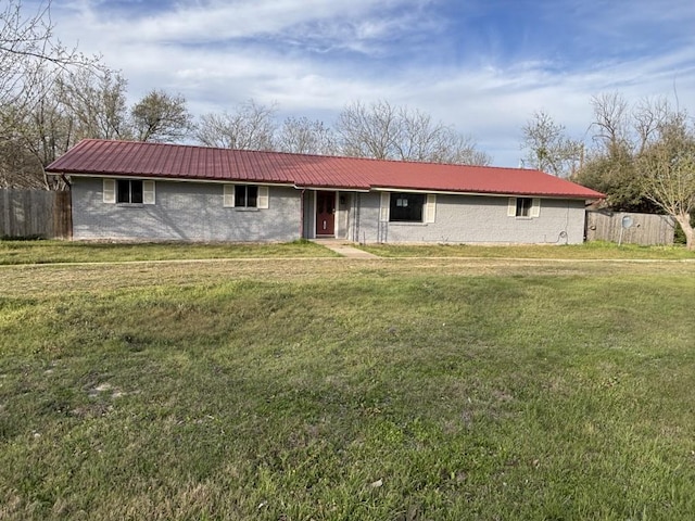 1008 W Pietzsch St, Bartlett, TX 76511 - ranch-style house with metal roof