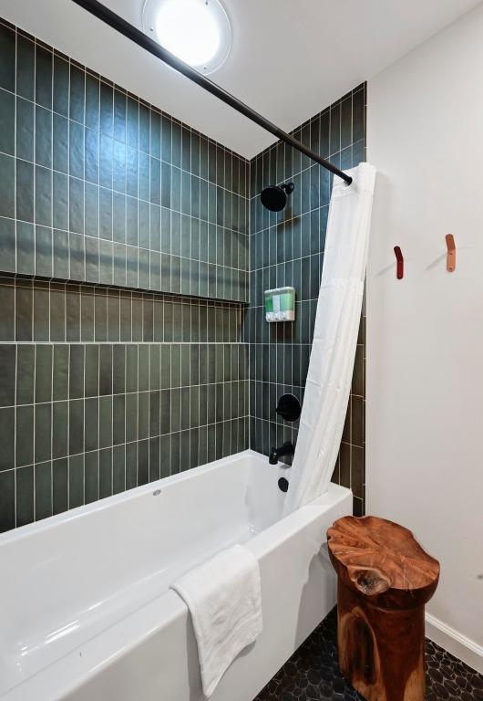 2301 Trafalgar Dr, Austin, TX 78723 - full bath with shower / bathtub combination with curtain