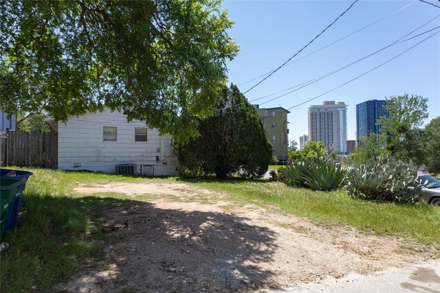 1401 Olander St, Austin, TX 78702 - photo 4