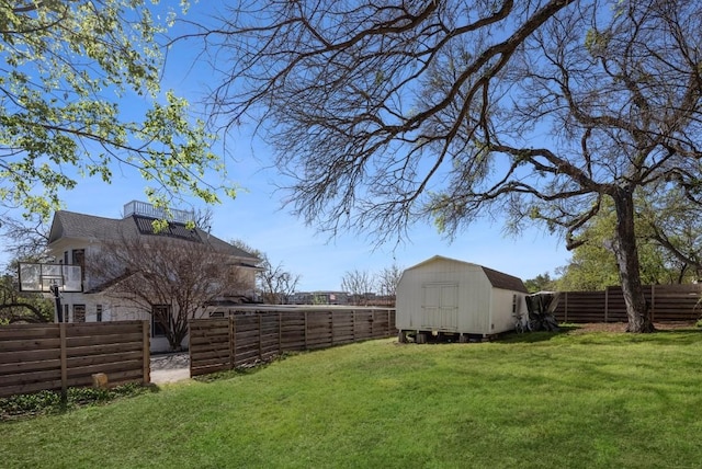2124 Bluebonnet Ln, Austin, TX 78704 - fenced backyard with a storage unit and a balcony