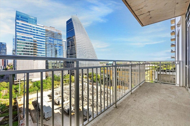 222 W Ave Unit 1213, Austin, TX 78701 - balcony featuring a city view