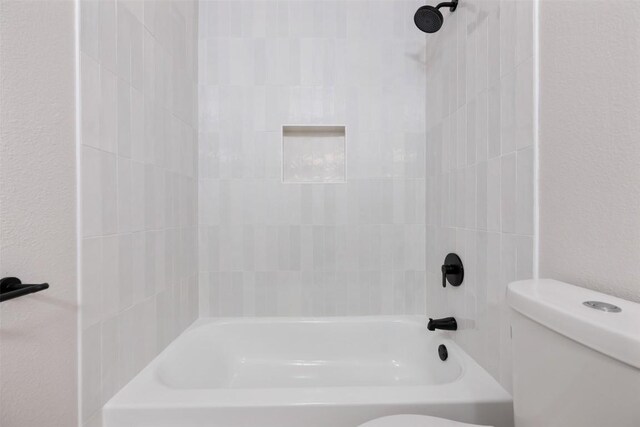 2126 Simbrah Dr, Cedar Park, TX 78613 - bathroom featuring toilet and shower / tub combination
