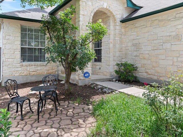 906 Woodhollow Ln, Cedar Park, TX 78613 - exterior space with a patio