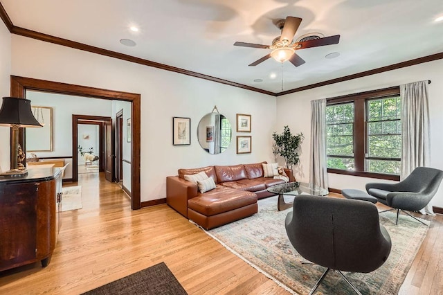 809 Edgecliff Ter, Austin, TX 78704 - living room with light wood-style flooring, baseboards, ceiling fan, crown molding, and recessed lighting