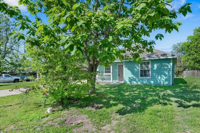 128 2nd Ave, Taylor, TX 76574 - view of front of house