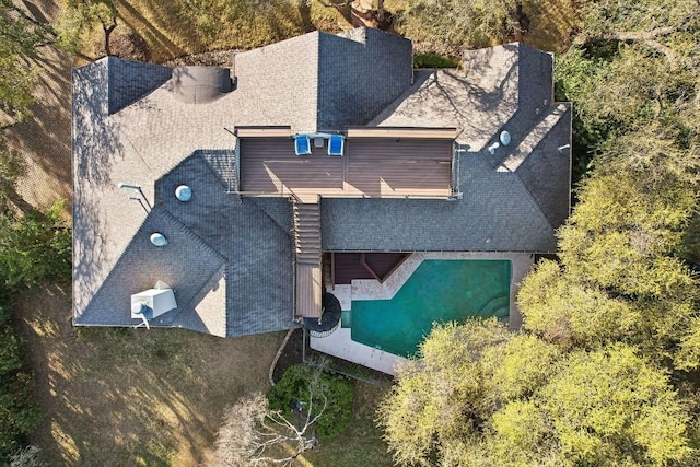 201 Mcconnell Dr, West Lake Hills, TX 78746 - view of subject property featuring a pool area