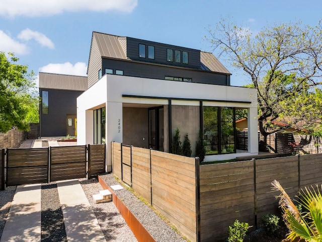 2402 S 3rd St, Austin, TX 78704 - photo 1